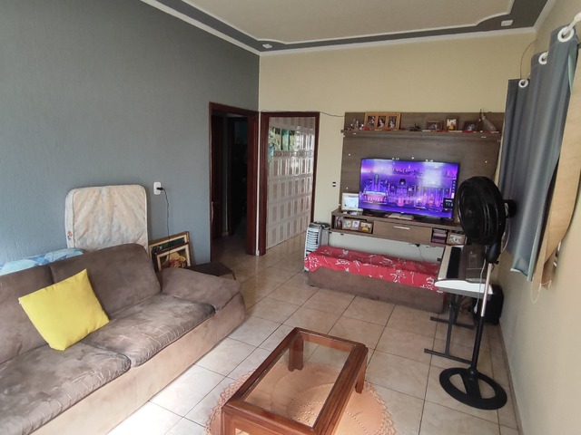 #135 - Casa para Venda em Guariba - SP - 3